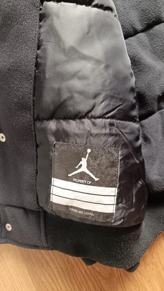 Chaqueta Jordan Negra Varsity