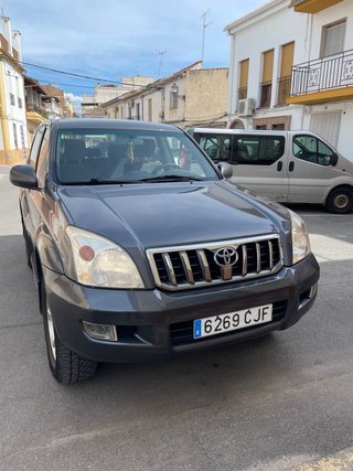 Toyota Land Cruiser 2003