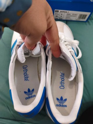 Zapatillas Adidas Samoa Blancas y Azules talla 38
