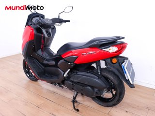 YAMAHA NMAX
