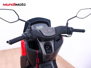 YAMAHA NMAX