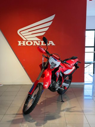 HONDA CRF300L 2025 EDICION MTR ROJA - NUEVA