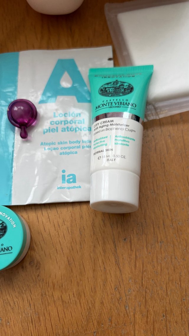 Neceser Yves Rocher  con complementos