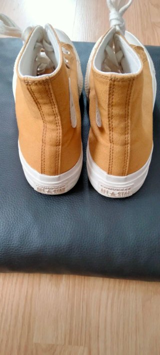 Zapatillas Converse Mujer Mostaza