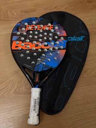 Pala de pádel Babolat Revenge con funda