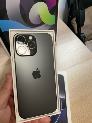 iPhone 16 Pro Max + Apple Watch S8 Negro