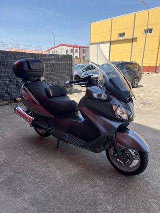 Suzuki Burgman 650 Executive ABS