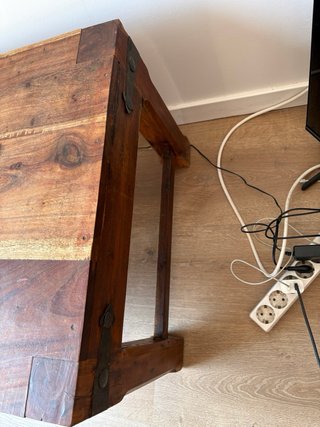 Mesa de centro de madera y metal