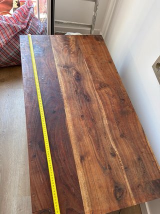 Mesa de centro de madera y metal
