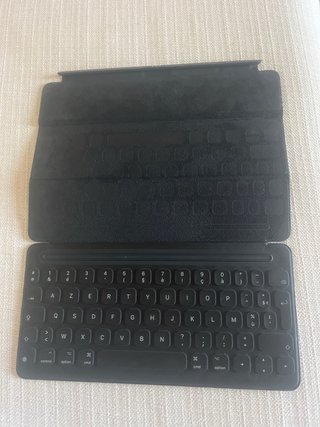 Apple Smart Keyboard iPad