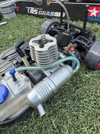 Coche RC Tamiya 1/10 Nitro