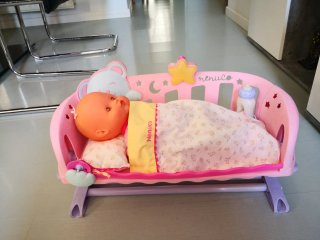 Muñeco Nenuco con Cuna y Accesorios