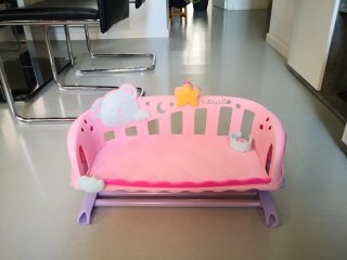 Muñeco Nenuco con Cuna y Accesorios
