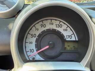 Peugeot 107 TAN SOLO 28.000 KM PEGATINA C 🟢