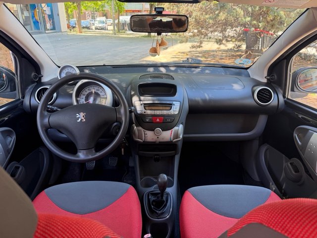 Peugeot 107 TAN SOLO 28.000 KM PEGATINA C 🟢