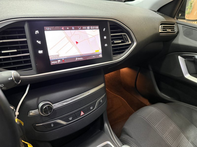Peugeot 308 2021, foto 5