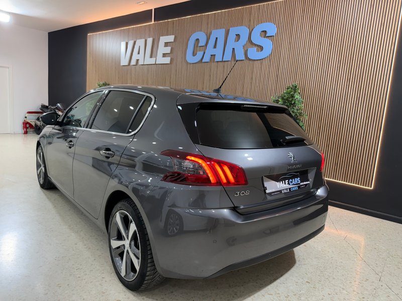 Peugeot 308 2021, foto 17