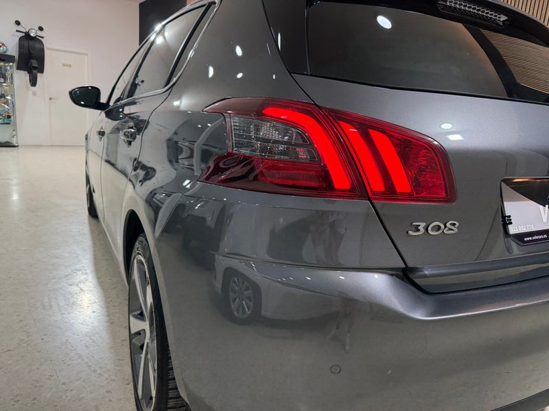 Peugeot 308 2021, foto 18
