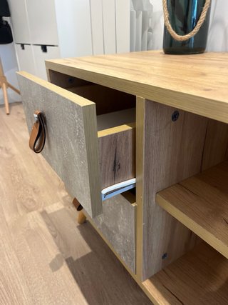 Mueble TV madera y cuero