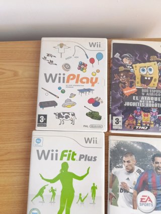 Lote 5 Juegos Wii: Wii Play, Bob Esponja, FIFA 10