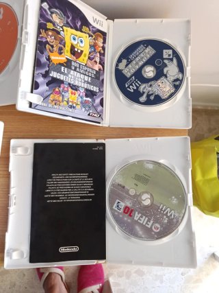 Lote 5 Juegos Wii: Wii Play, Bob Esponja, FIFA 10
