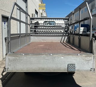 Nissan Cabstar 2004