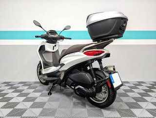 PIAGGIO BEVERLY 300 HPE - 2024 - 5.437KM
