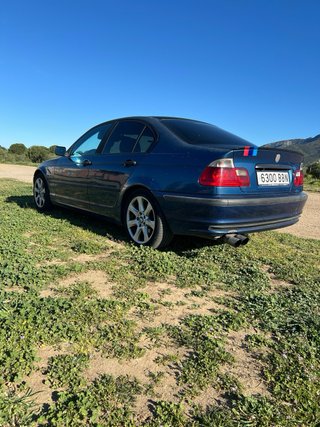 BMW Serie 1 320d año 2000