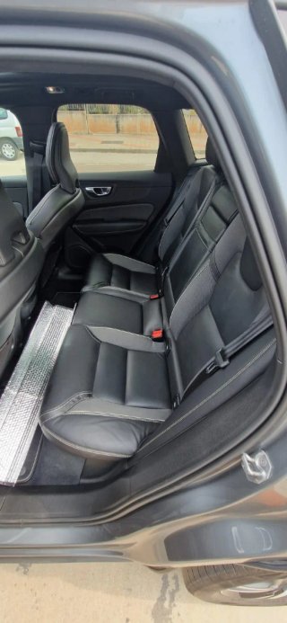 Volvo XC60 R Design