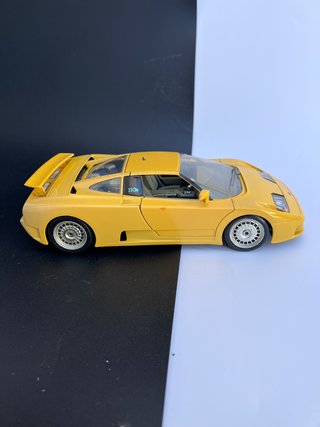 Bugatti 11 GB 1991 1/18 Burago