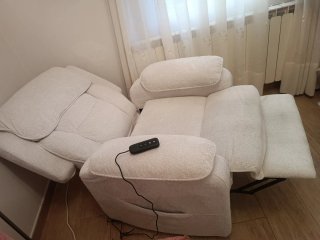 Sillón reclinable eléctrico con mando a distancia
