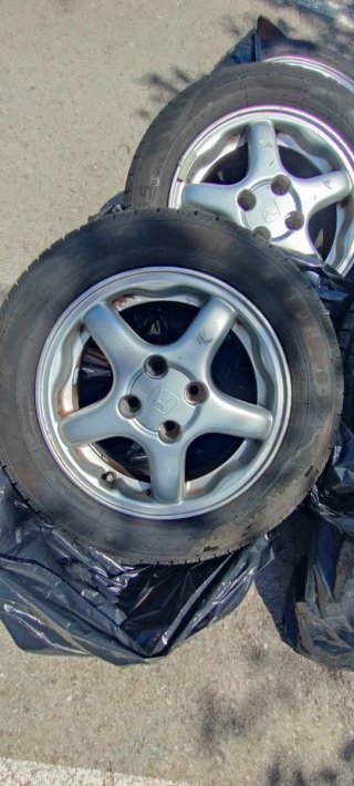 Llantas Honda Civic/Jazz 14 con neumáticos