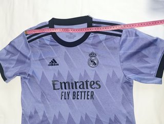 Camiseta Real Madrid Lila 2022/23 – Talla XS