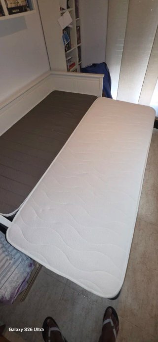 Diván cama Ikea blanco con cajones