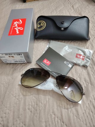 Gafas de sol varios modelos a estrenar.