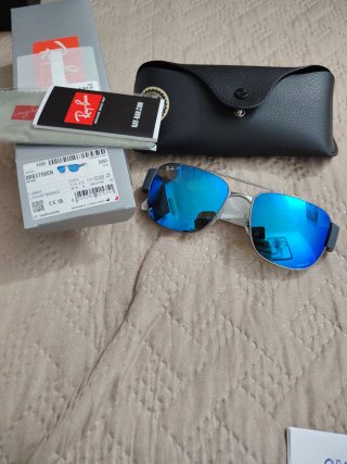 Gafas de sol varios modelos a estrenar.