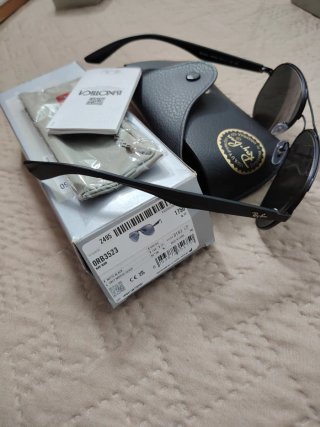 Gafas de sol varios modelos a estrenar.