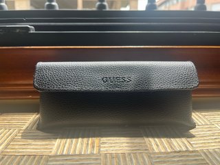 Gafas de sol Guess marrones y plateadas