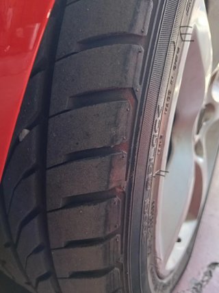 2 Llantas Opel 215/45R17 con neumáticos al 80%