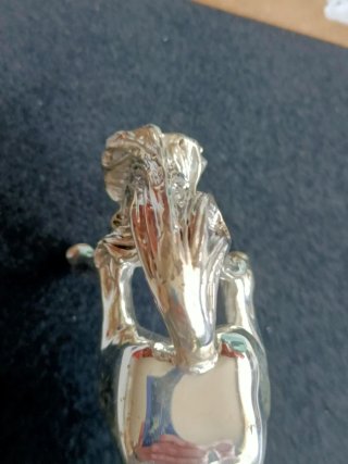 Figura caballo baño plata