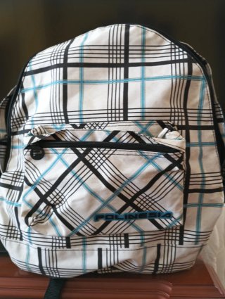 Mochila cuadros azul y blanco