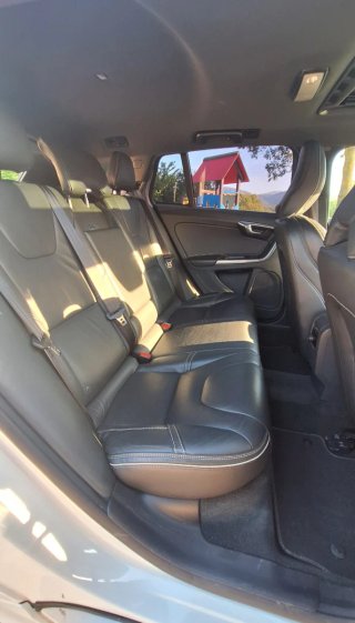 Volvo V60 2016