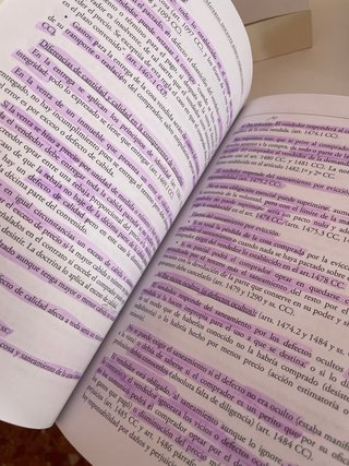 Libro usado de Elementos de Derecho Privado