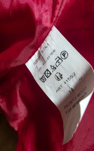 Abrigo paño rojo mujer
