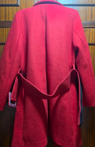 Abrigo paño rojo mujer