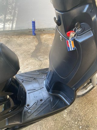 Peugeot Tweet 125cc Negra