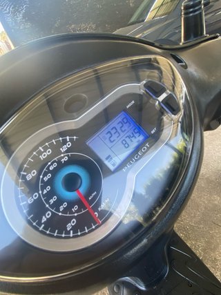 Peugeot Tweet 125cc Negra
