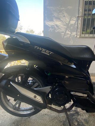 Peugeot Tweet 125cc Negra