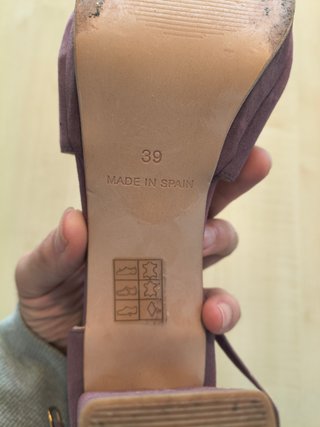 Zapatos Lodi T39 Morado (usados 1 vez)