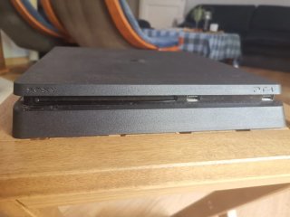PS4 500GB Negra + Caja Original + Mando